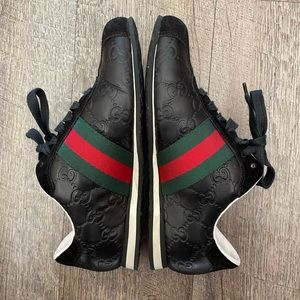Gucci trainer embossed leather sneakers